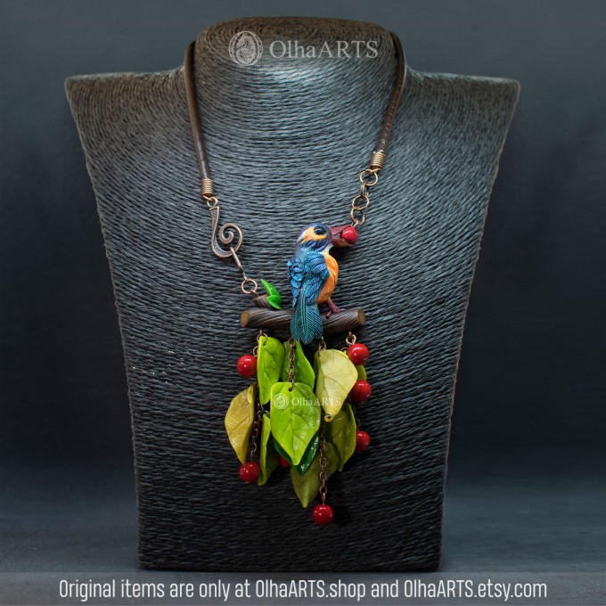 Kingfisher, a necklace with a blue bird