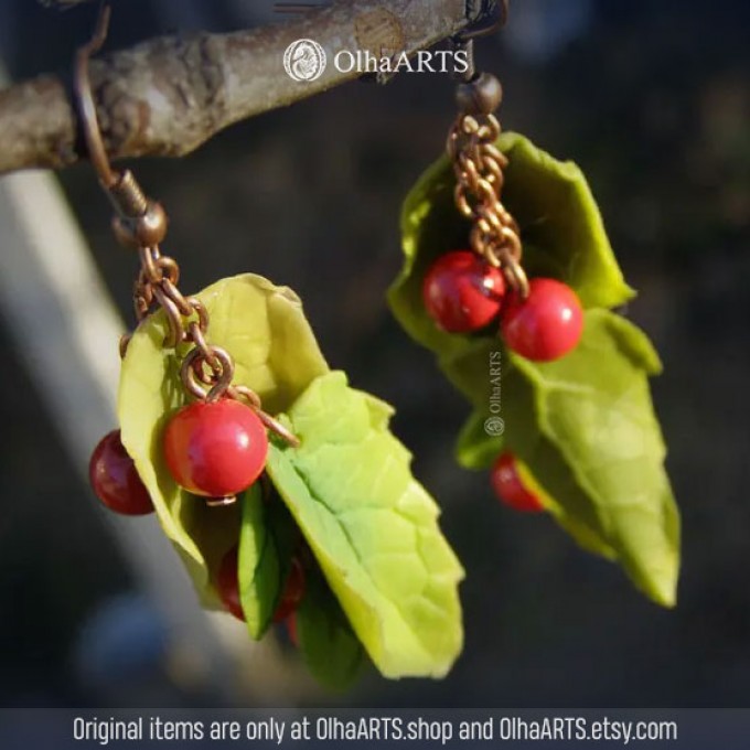 Nature dangle earrings with green leaves and red berries