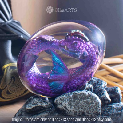 Purple-blue Water Dragon Egg. VIP Gift Set with a sea baby dragon in epoxy resin egg