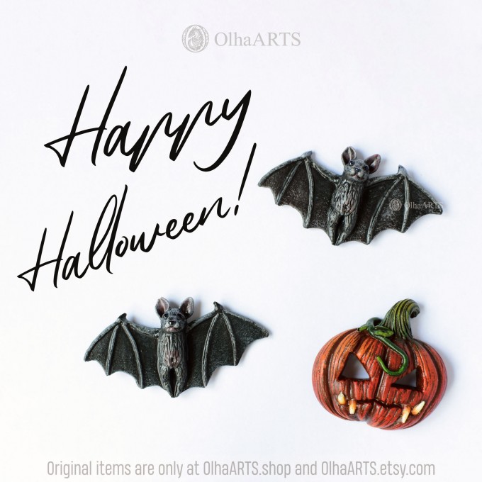 Set of 3 Halloween  Magnets, a Pumpkin and a Pair of Bats