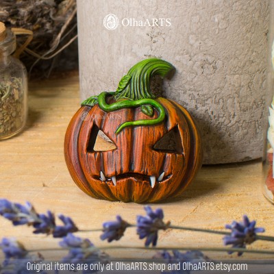 Halloween Pumpkin Magnet / Brooch / Pendant