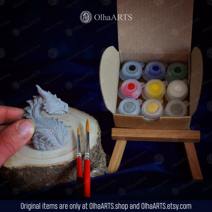 Customizable DIY Kit-1 with a Paintable Dragon + 8 colors and 2 brushes