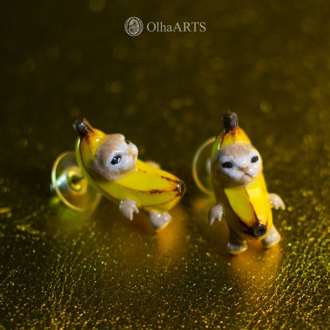 Banana Cat Stud Earrings