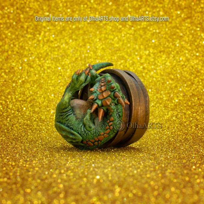 Baby Dragon Sleeping on Coins, Cute Monitor Sitter, Green Dragon, Fantasy Table Figure