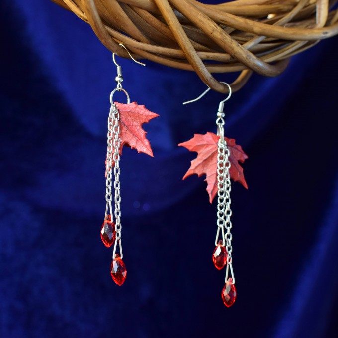 Long, Elegant Maple Leaf Earrings with Red Berries