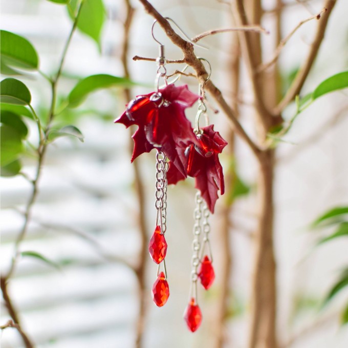 Long, Elegant Maple Leaf Earrings with Red Berries