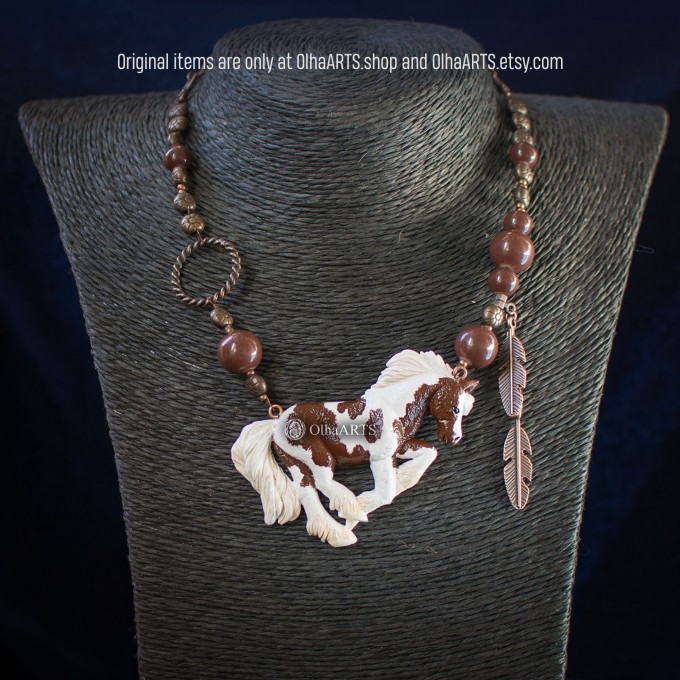 Pinto Horse Necklace